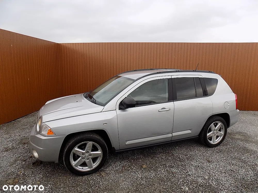 Jeep Compass 2.0 CRD DPF Limited - 28