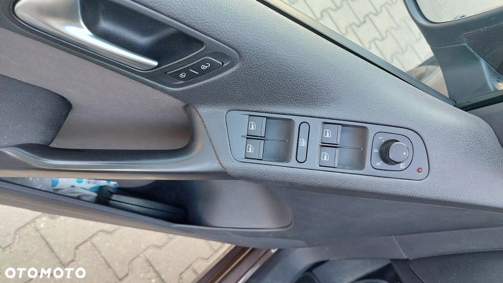 Volkswagen Tiguan 1.4 TSI Trend&Fun - 11