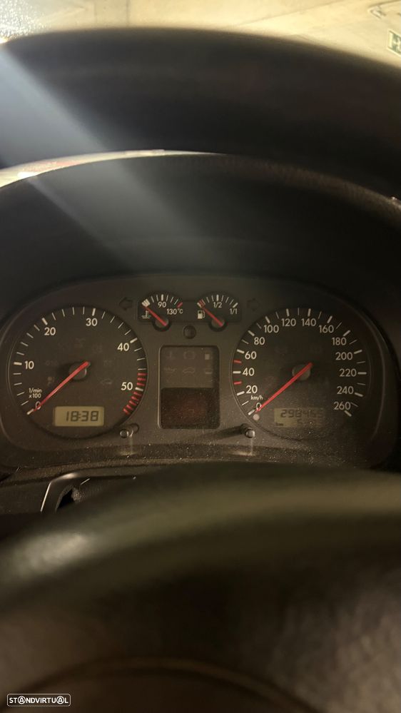 VW Golf Variant 1.9 TDi Highline - 11