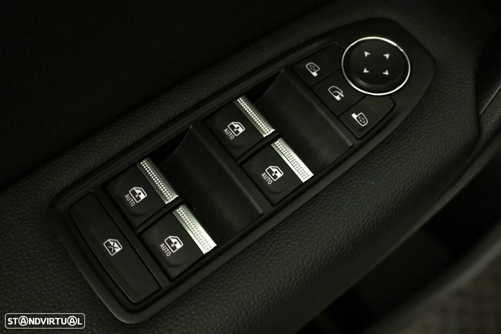 Renault Captur 1.0 TCe Techno Bi-Fuel - 20