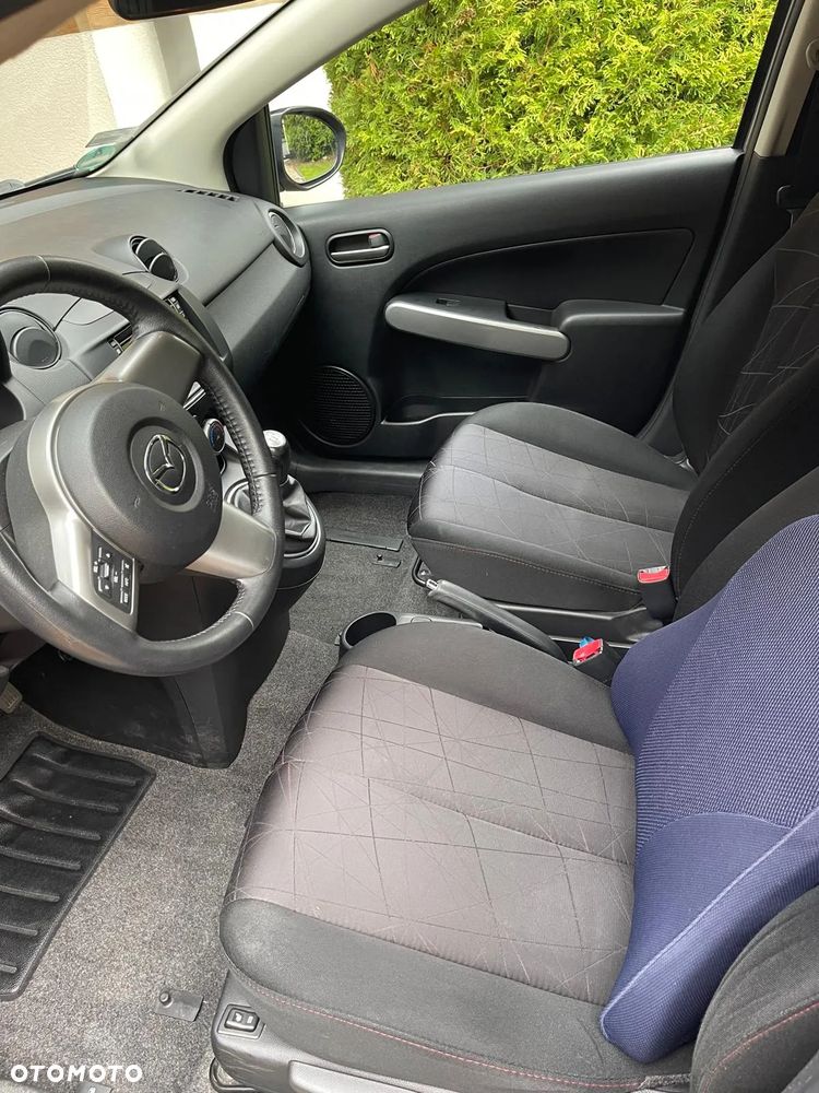 Mazda 2 1.3 Navi + - 2
