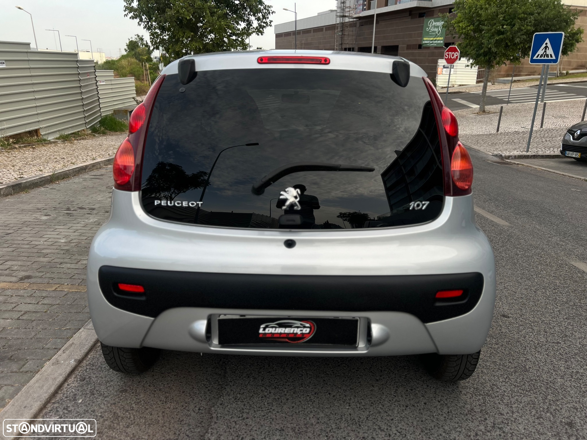 Peugeot 107 1.0 Style - 11
