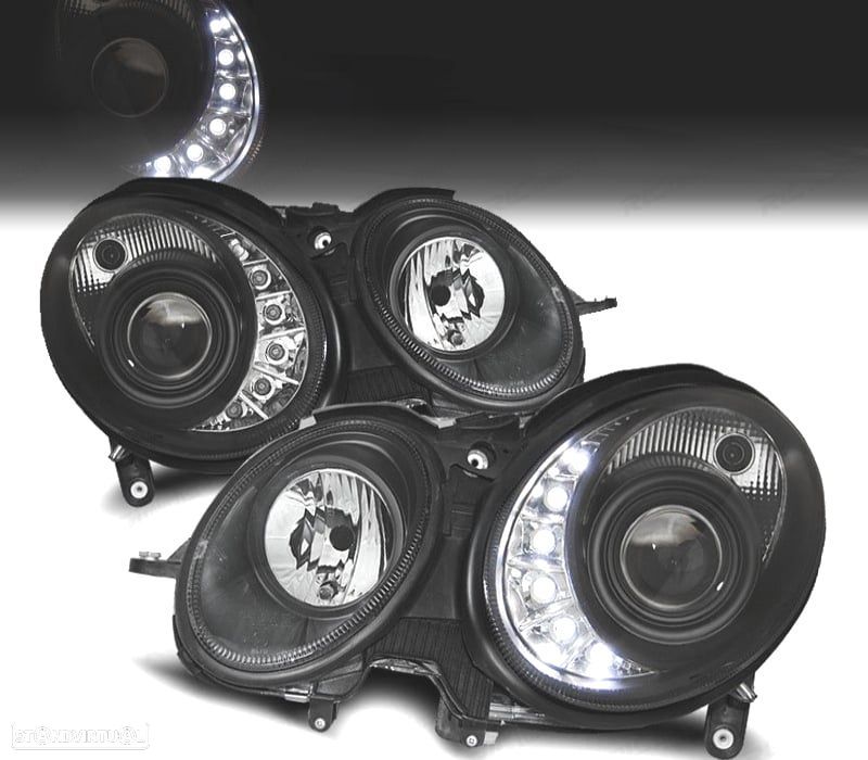 FARÓIS XENON LUZ DIURNA LED MERCEDES E W211 02-06 FUNDO PRETO - 1
