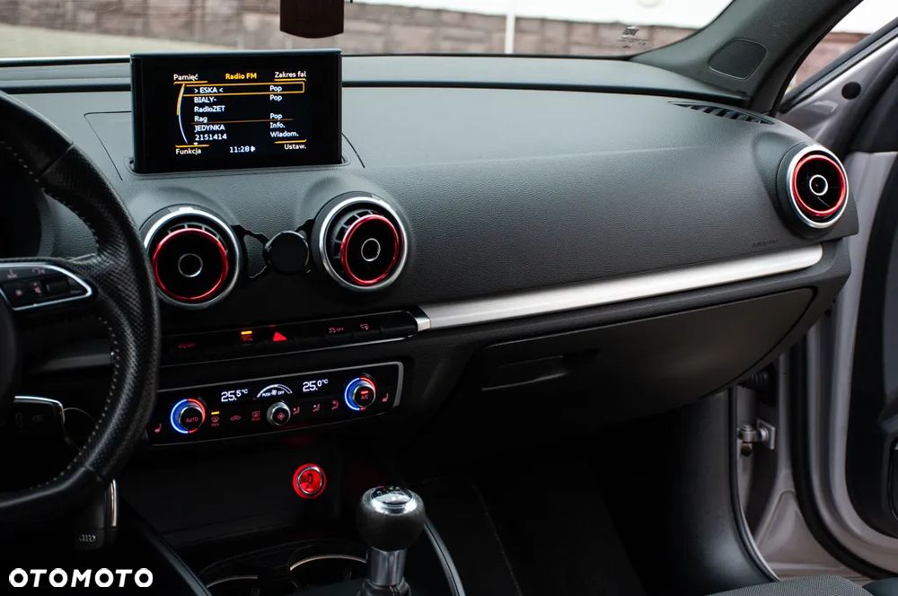 Audi A3 Limousine 2.0 TDI (clean diesel) S line Sportpaket - 28