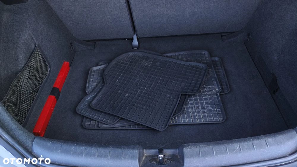 Seat Leon 1.6 TDI DPF E-Ecomotive Style Copa - 26