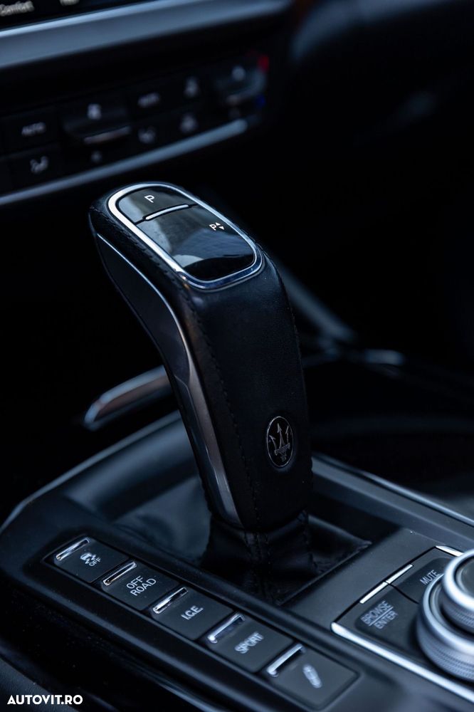 Maserati Levante S Q4 GranSport - 6