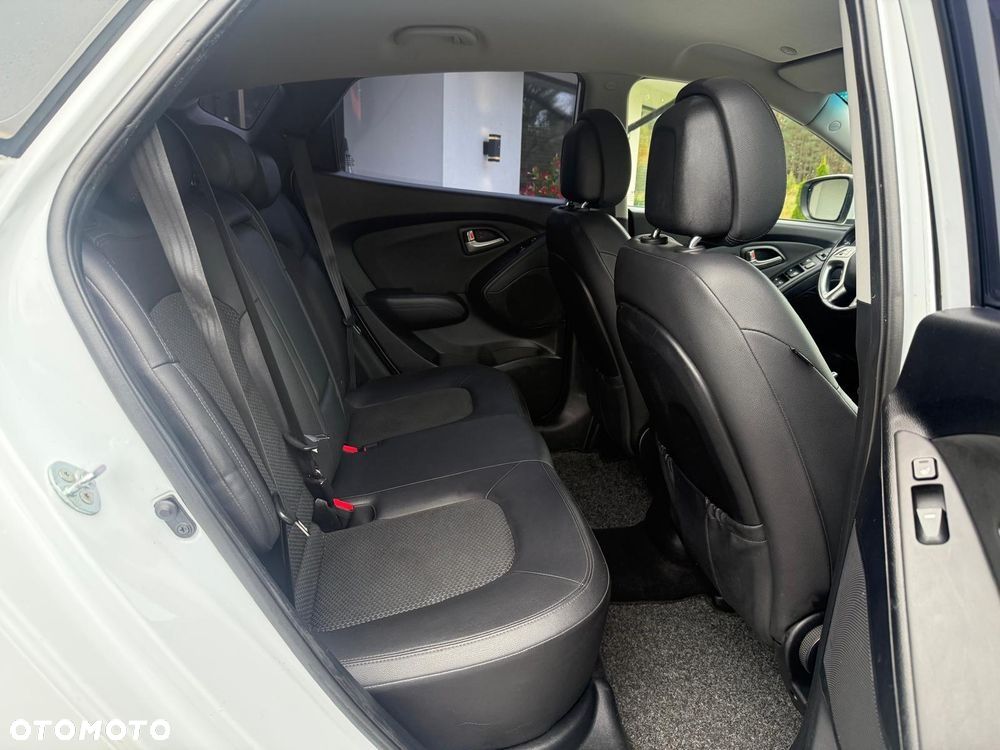 Hyundai ix35 2.0 2WD Style - 21