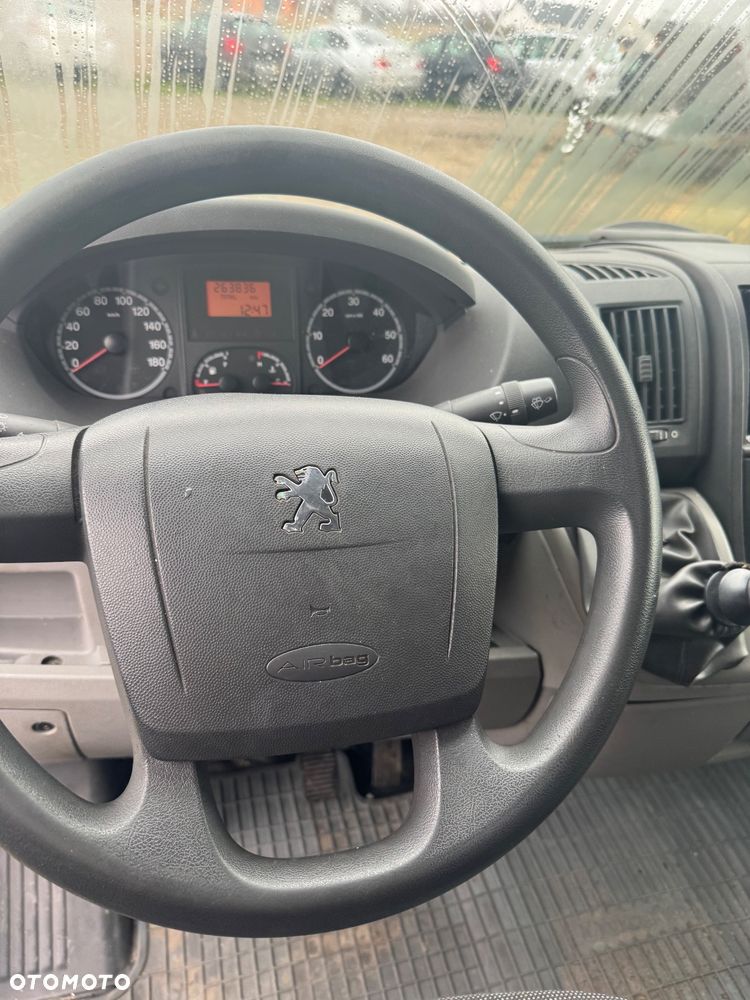 Peugeot Boxer 2,2 HDi L4H2 Maxi doinwestowany - 5