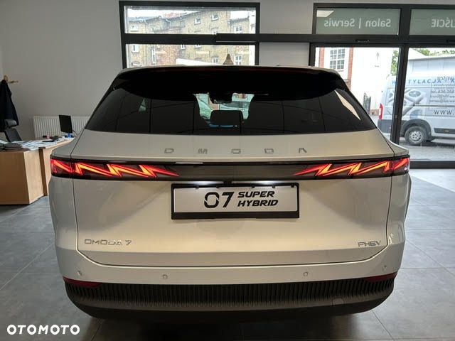 Omoda 7 1.5 T-GDi Super Hybrid Luxury - 7