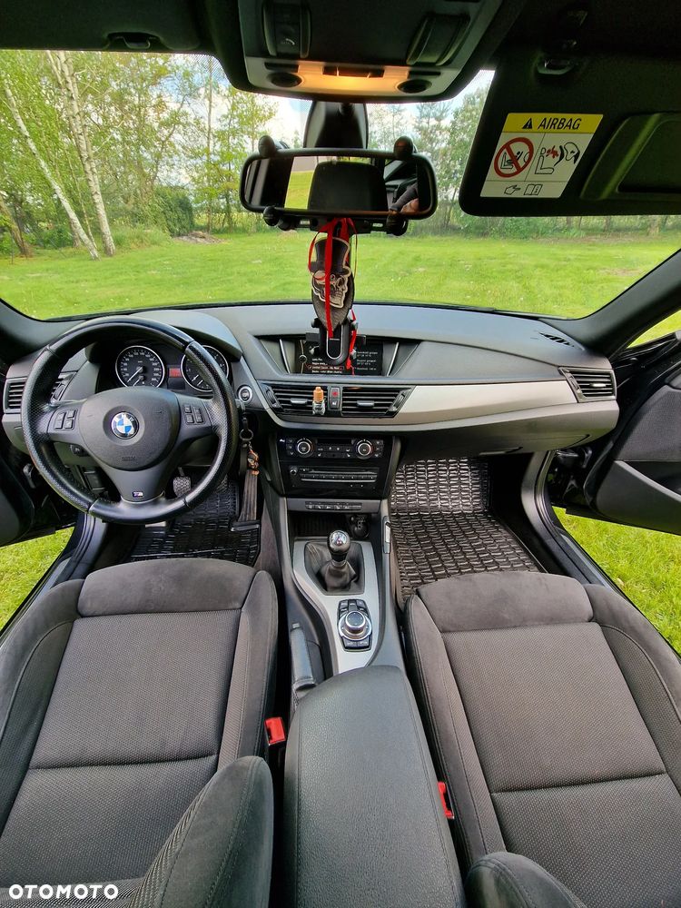 BMW X1 xDrive28i xLine - 10