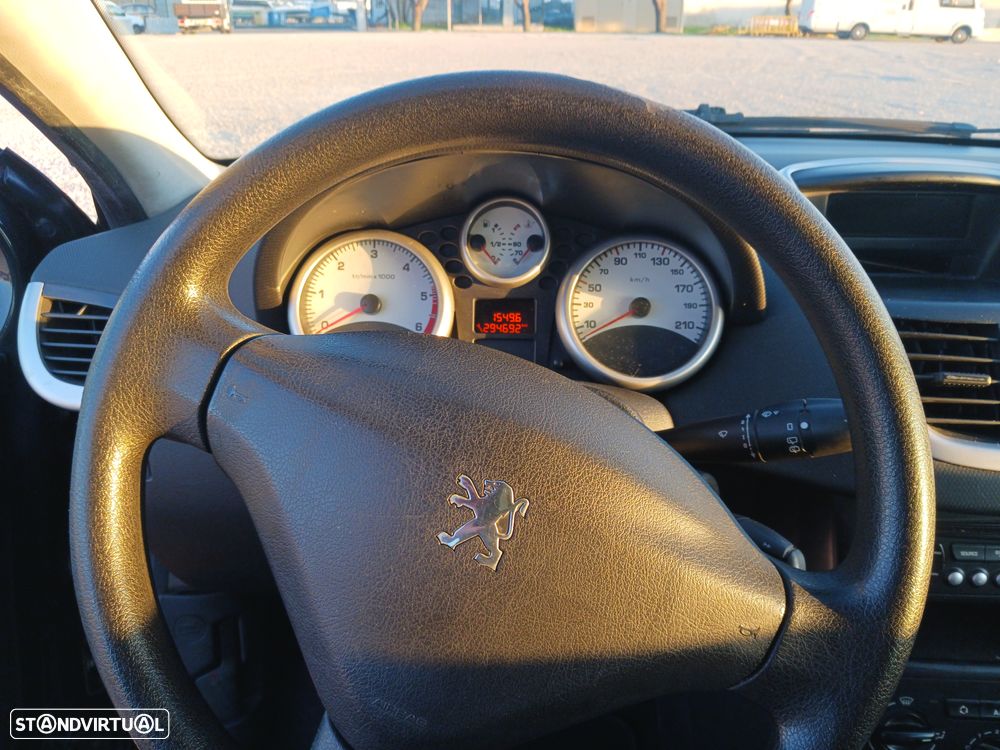 Peugeot 207 SW 1.6 HDi Trendy - 10