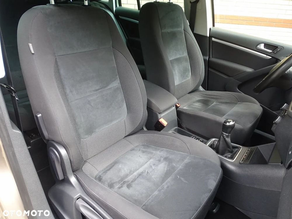 Volkswagen Tiguan 2.0 TDI DPF BlueMotion Technology Sport & Style - 19