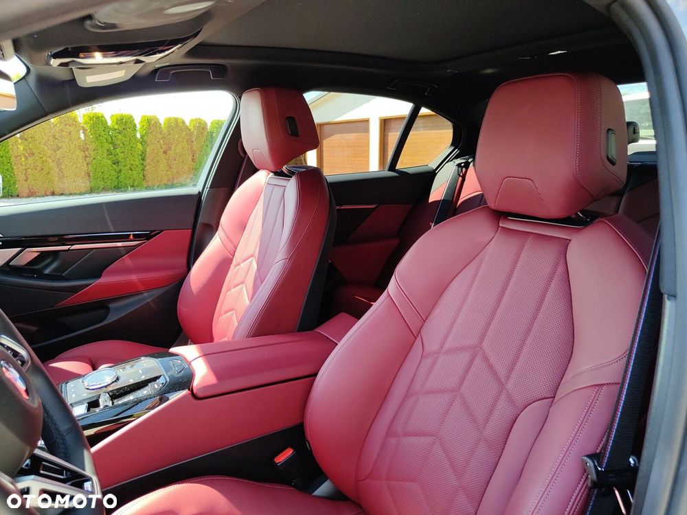 BMW Seria 5 - 13