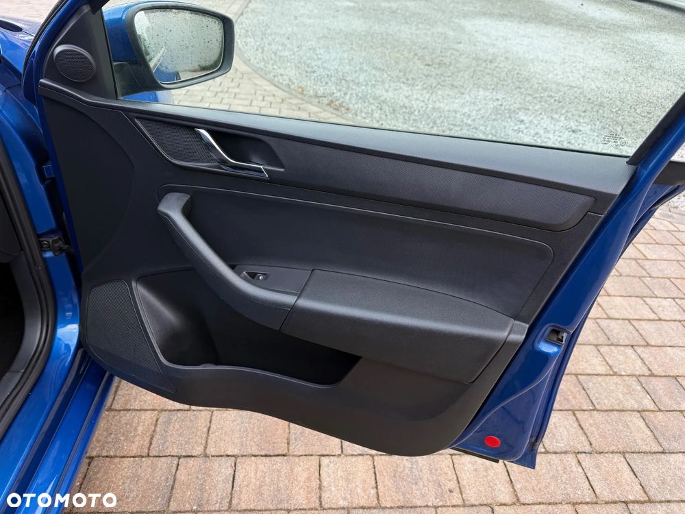 Skoda RAPID Spb 1.2 TSI Active Max - 17