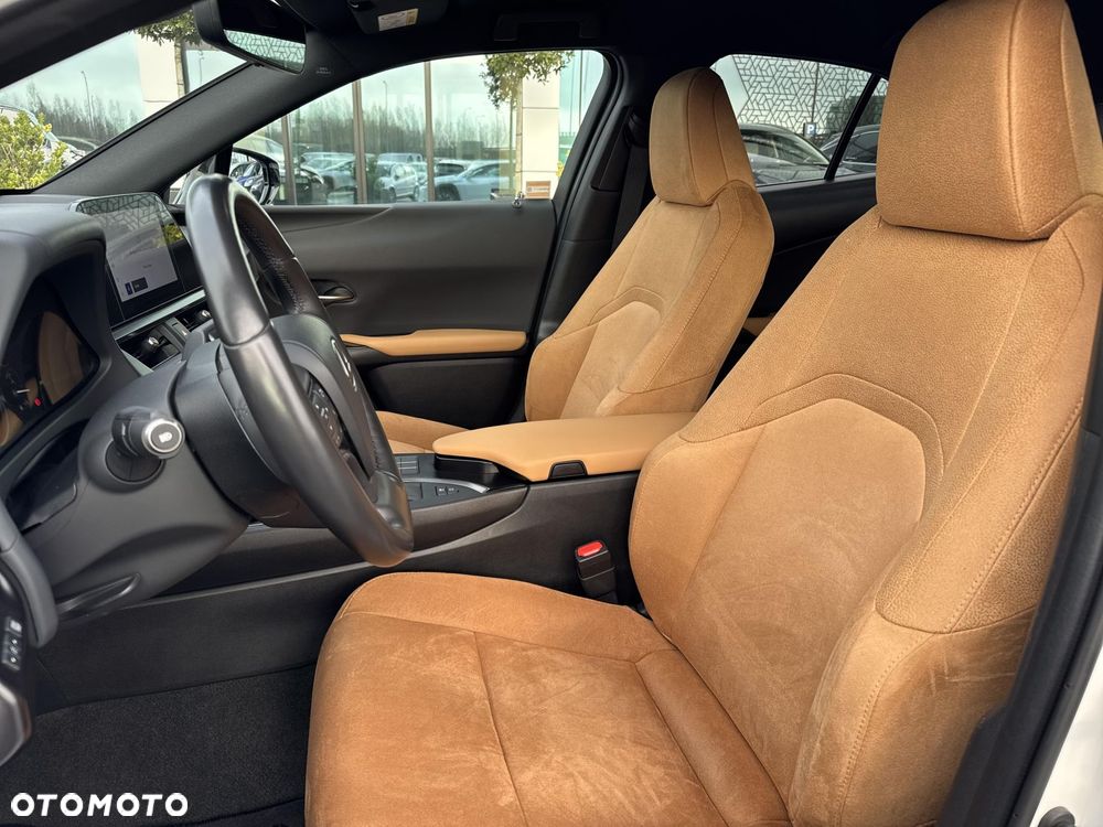 Lexus UX 250h GPF Business 2WD - 15