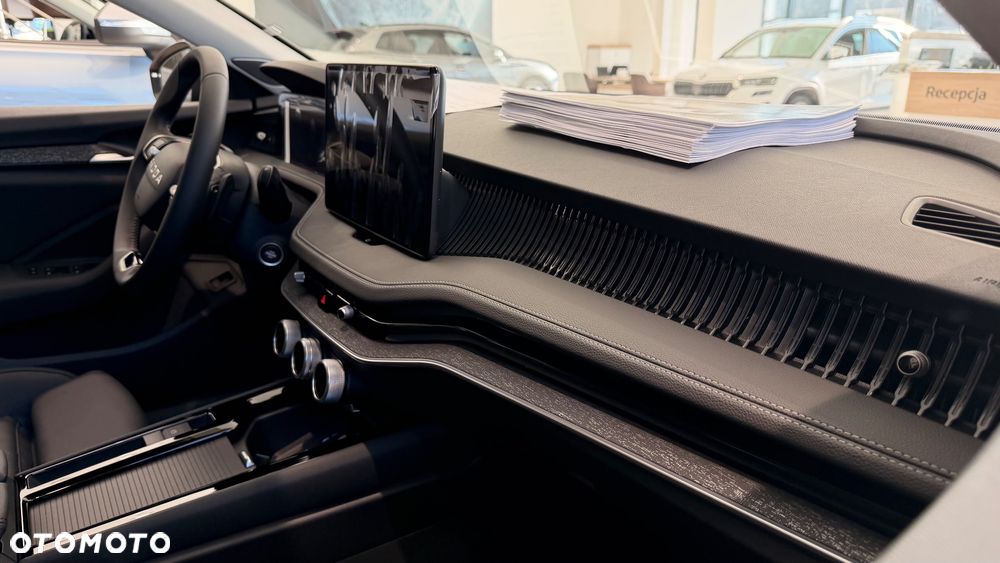 Skoda Superb 2.0 TSI 4x4 Edition 130 DSG - 11