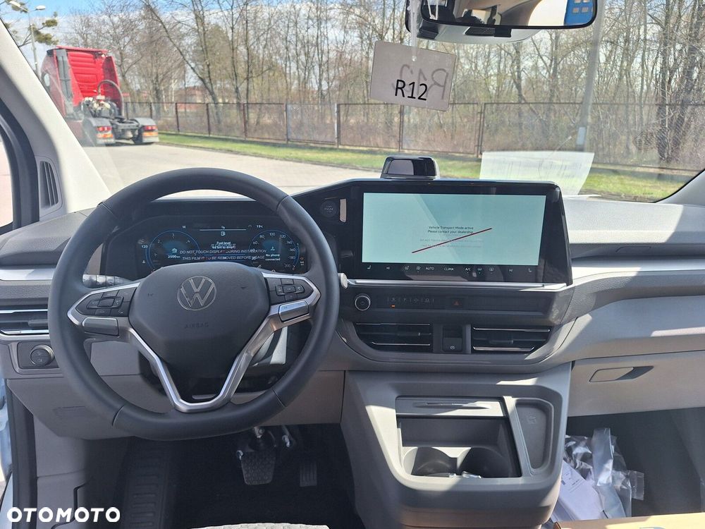 Volkswagen Caravelle - 22