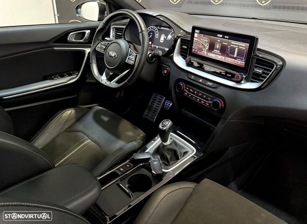 Kia ProCeed 1.6 CRDi GT Line - 20