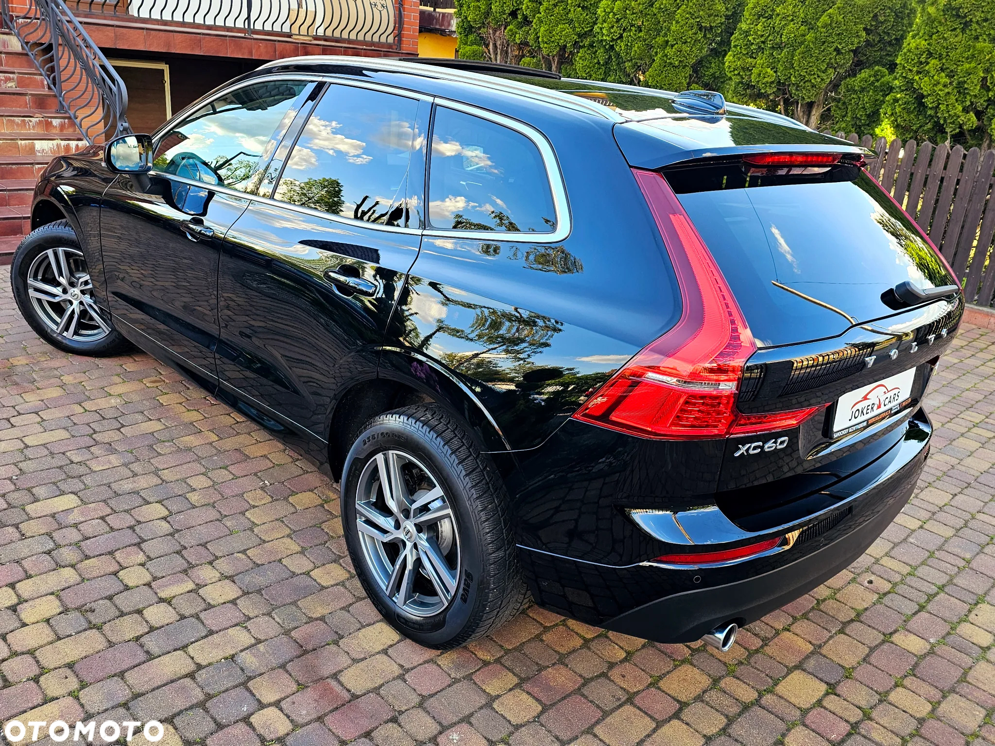 Volvo XC 60 D4 AWD Geartronic Momentum - 4
