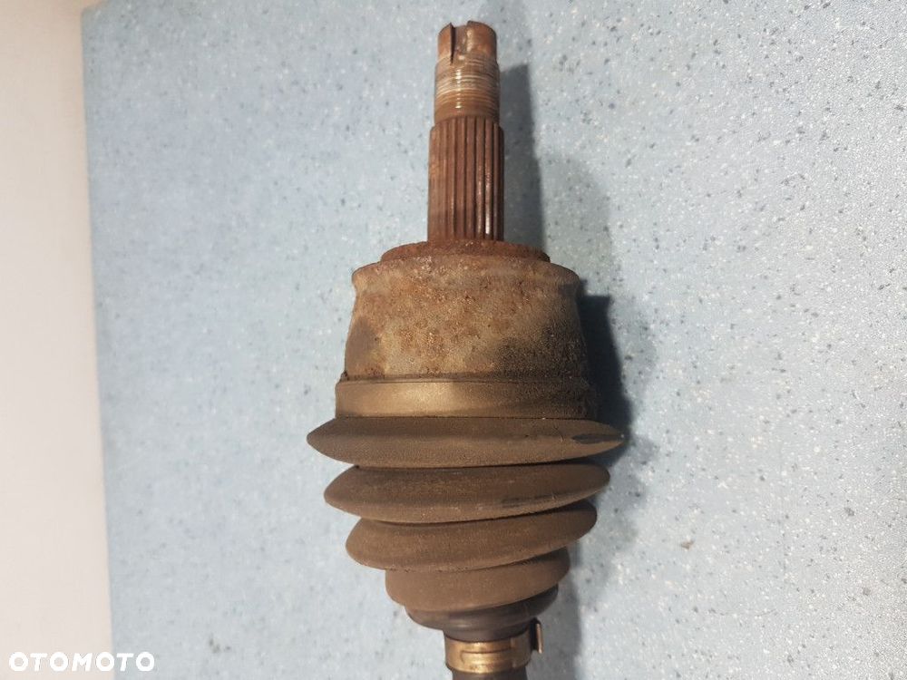 PÓŁOŚ PRAWA TYŁ ALFA ROMEO 156 Q4 - 4