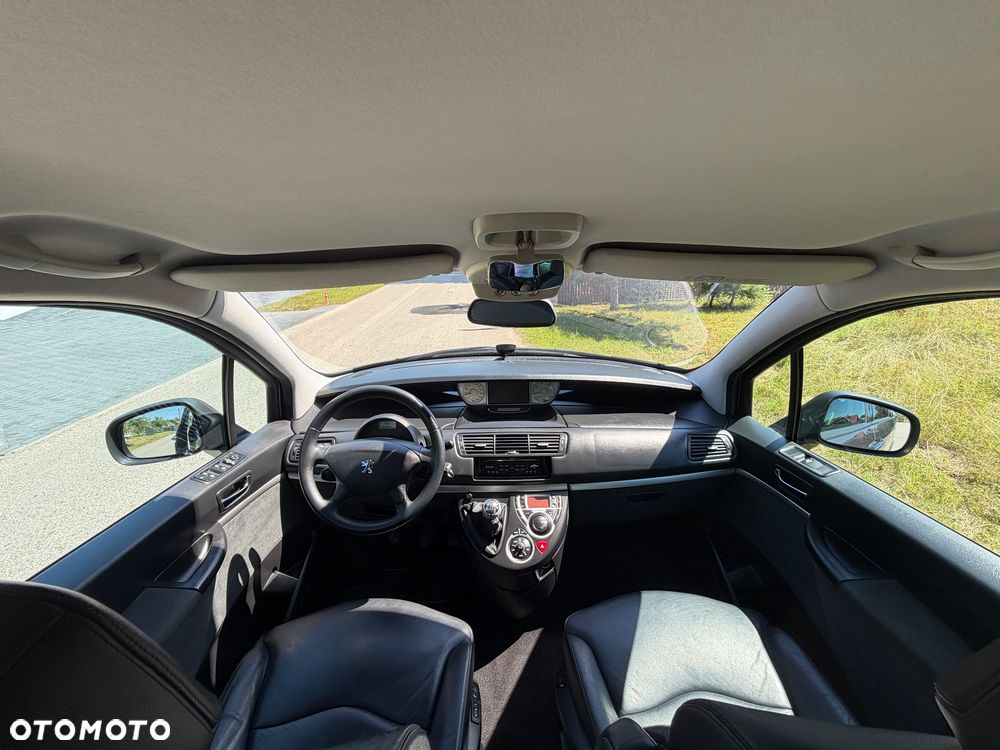 Peugeot 807 2.0 HDi Premium Grand Prix - 10