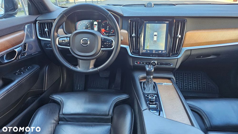 Volvo V90 D4 Inscription - 32