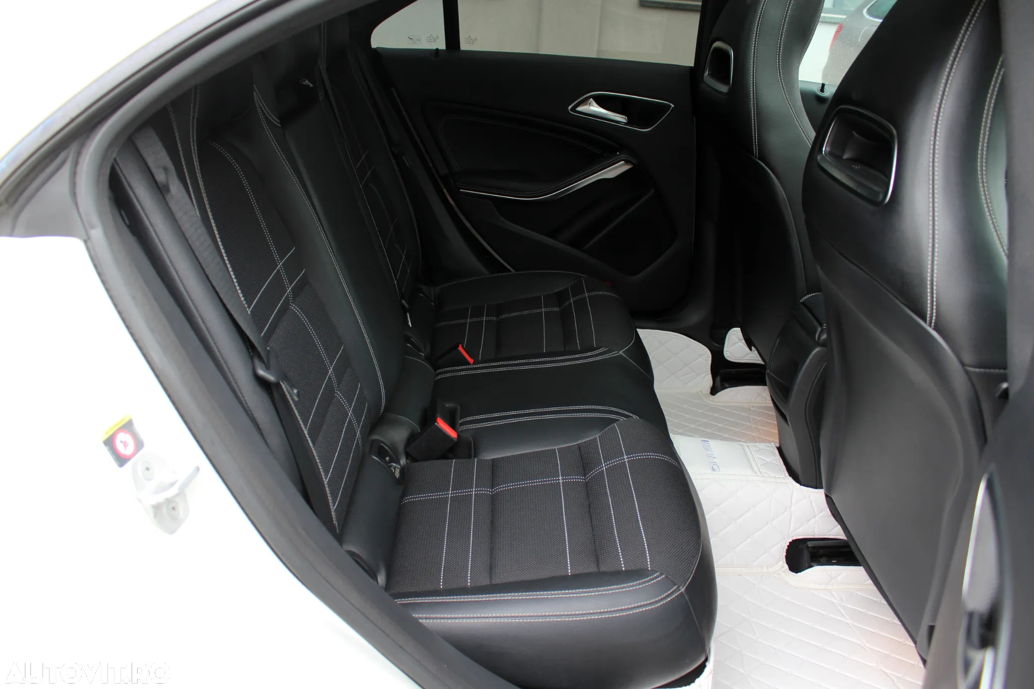 Mercedes-Benz CLA 220 CDI 7G-DCT AMG Line - 7