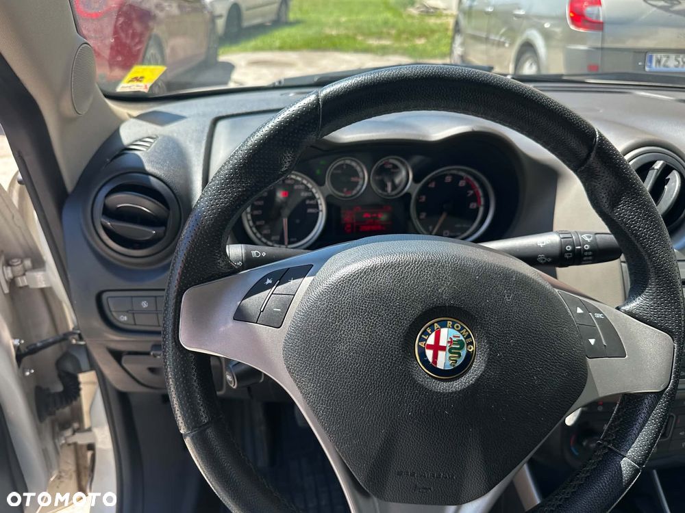 Alfa Romeo Mito 1.4 Distinctive EU6 - 9