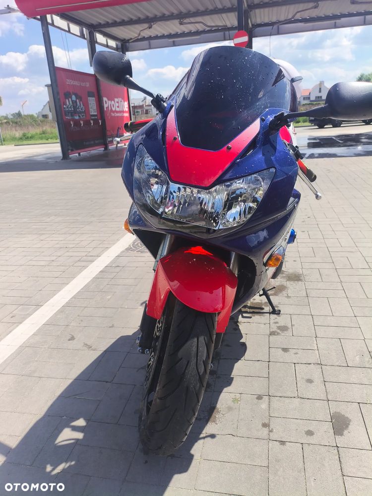 Honda CBR - 5