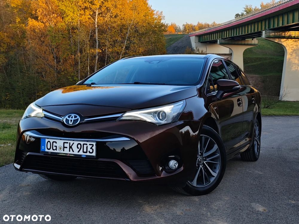 Toyota Avensis 2.0 D-4D Prestige - 39