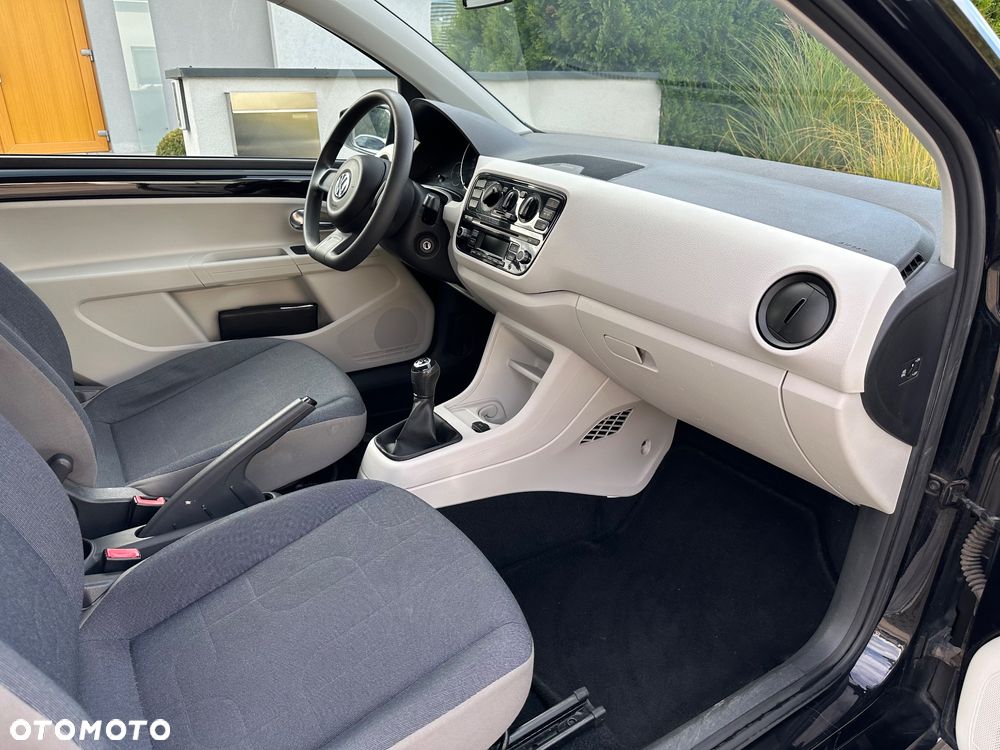 Volkswagen up! - 3