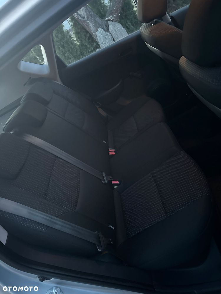 Hyundai i30 1.6 CRDi Blue Classic - 25