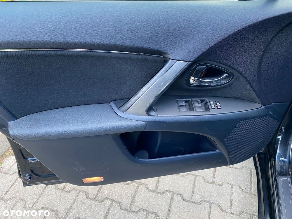 Toyota Avensis Touring Sports 1.8 Multidrive S Comfort - 23
