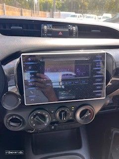 Toyota HILUX 4X4 150cv CAB/DUPLA COM AC - 13