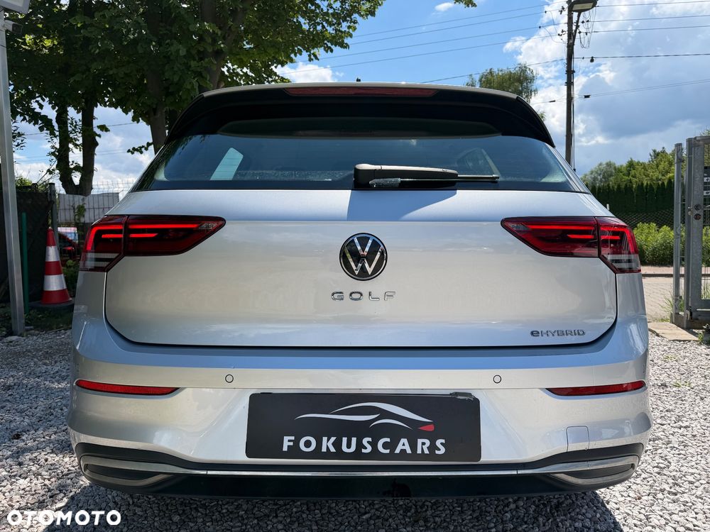 Volkswagen Golf - 9