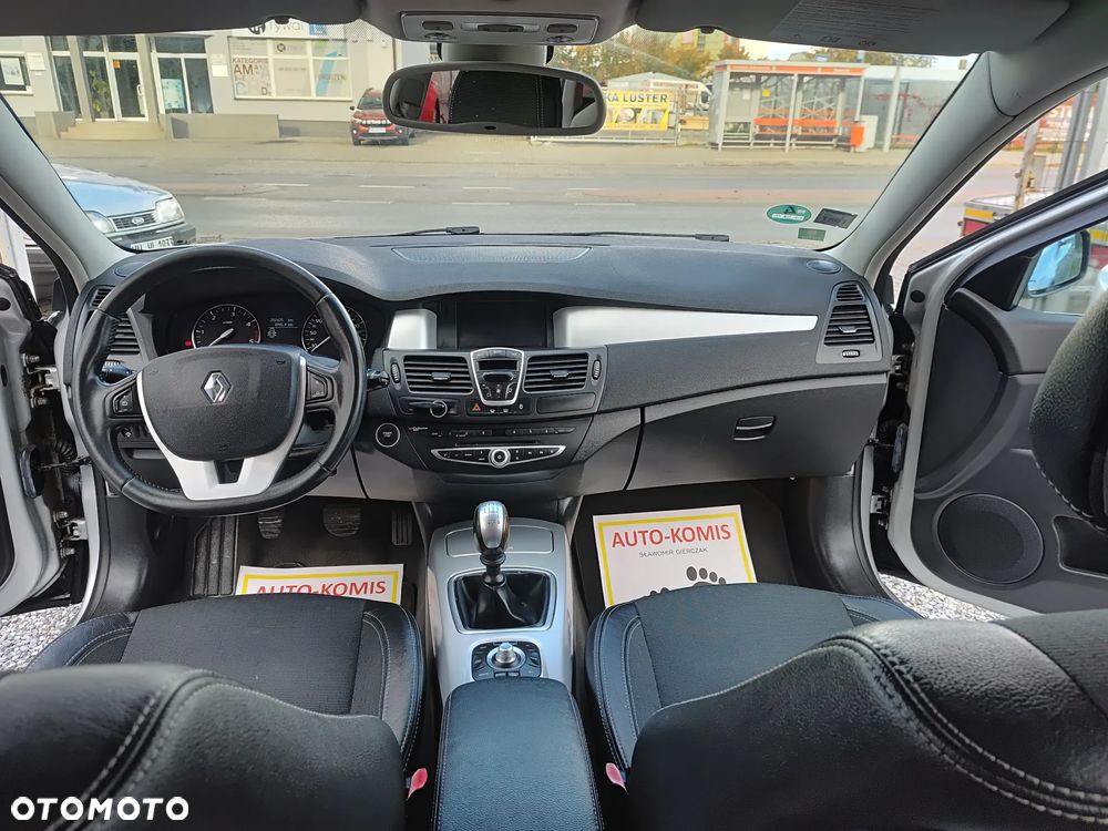 Renault Laguna ENERGY dCi 175 FAP Start & Stop Bose Edition - 21