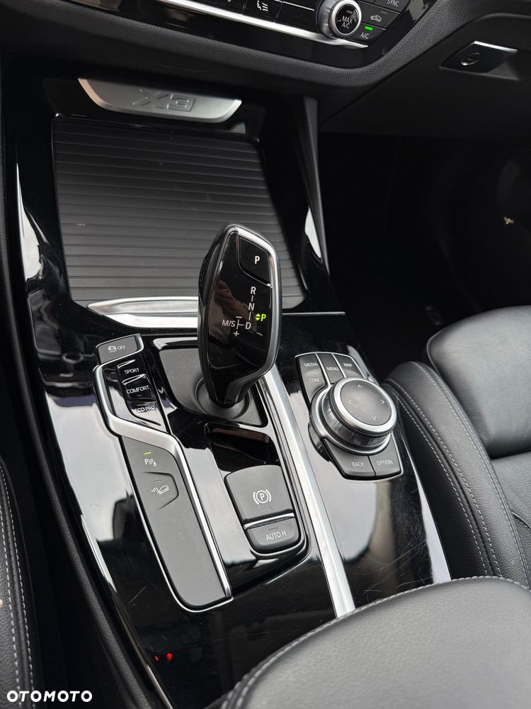 BMW X3 xDrive20d - 26