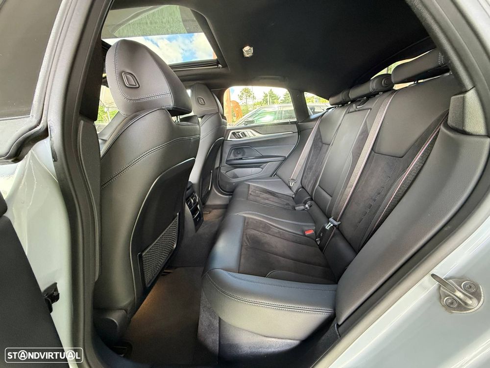 BMW i4 eDrive40 Pack Desportivo M - 47