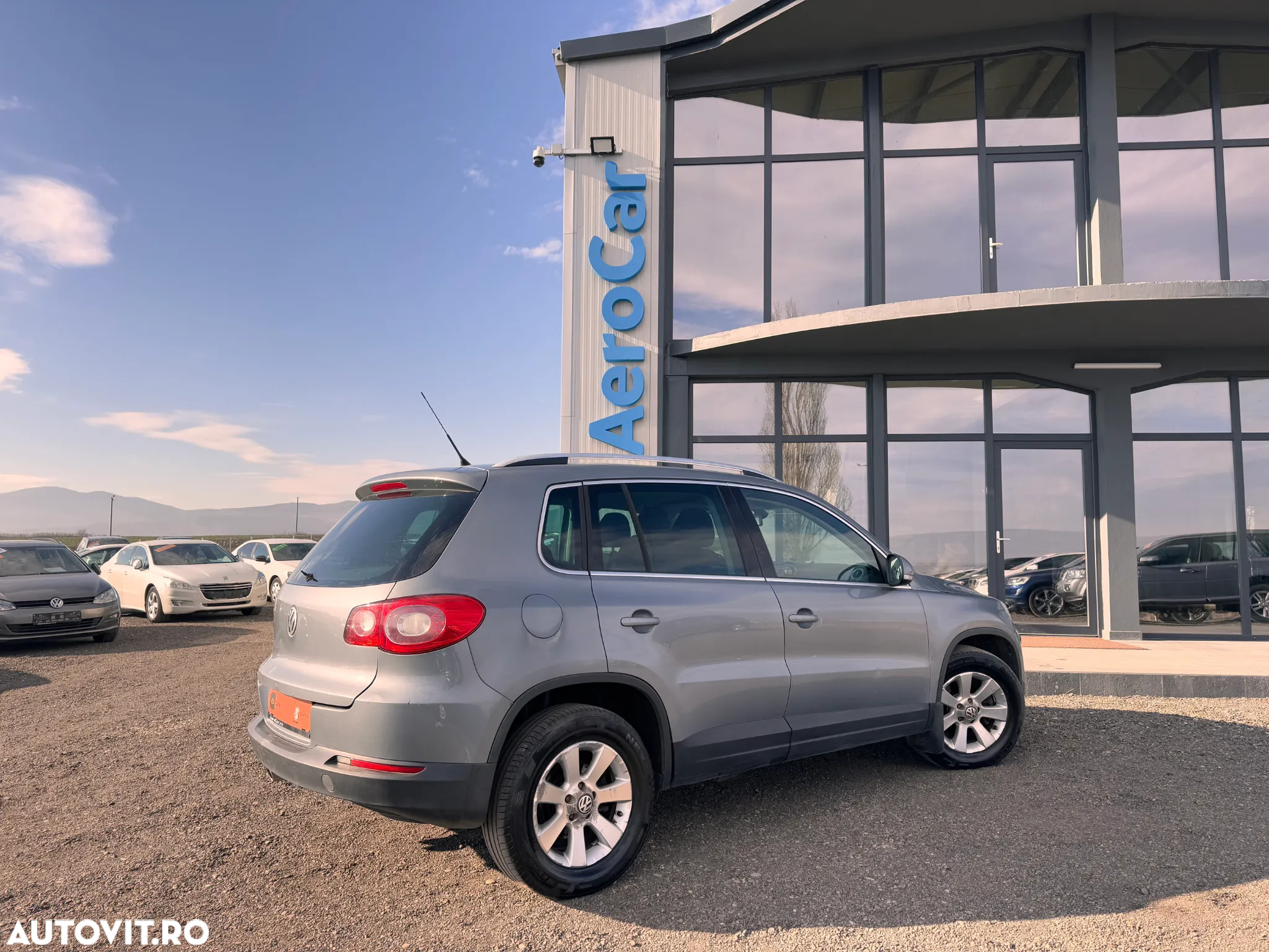 Volkswagen Tiguan 2.0 TDI DPF 4Motion Team - 6