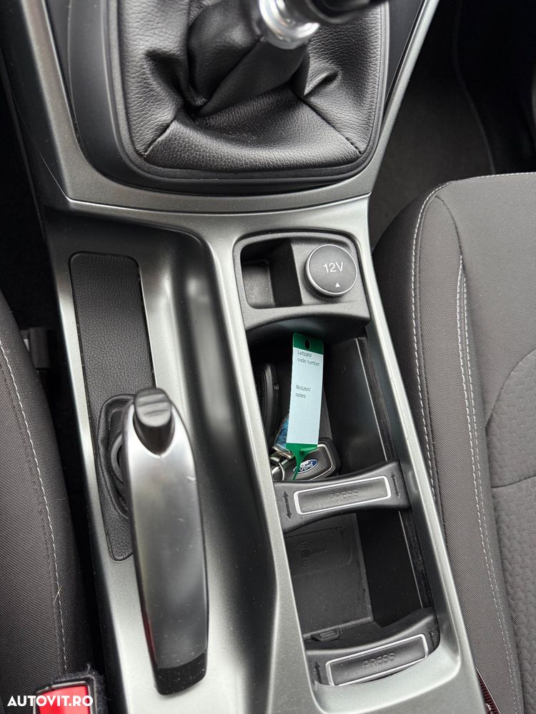 Ford Kuga 1.5 EcoBoost 2WD Trend - 14