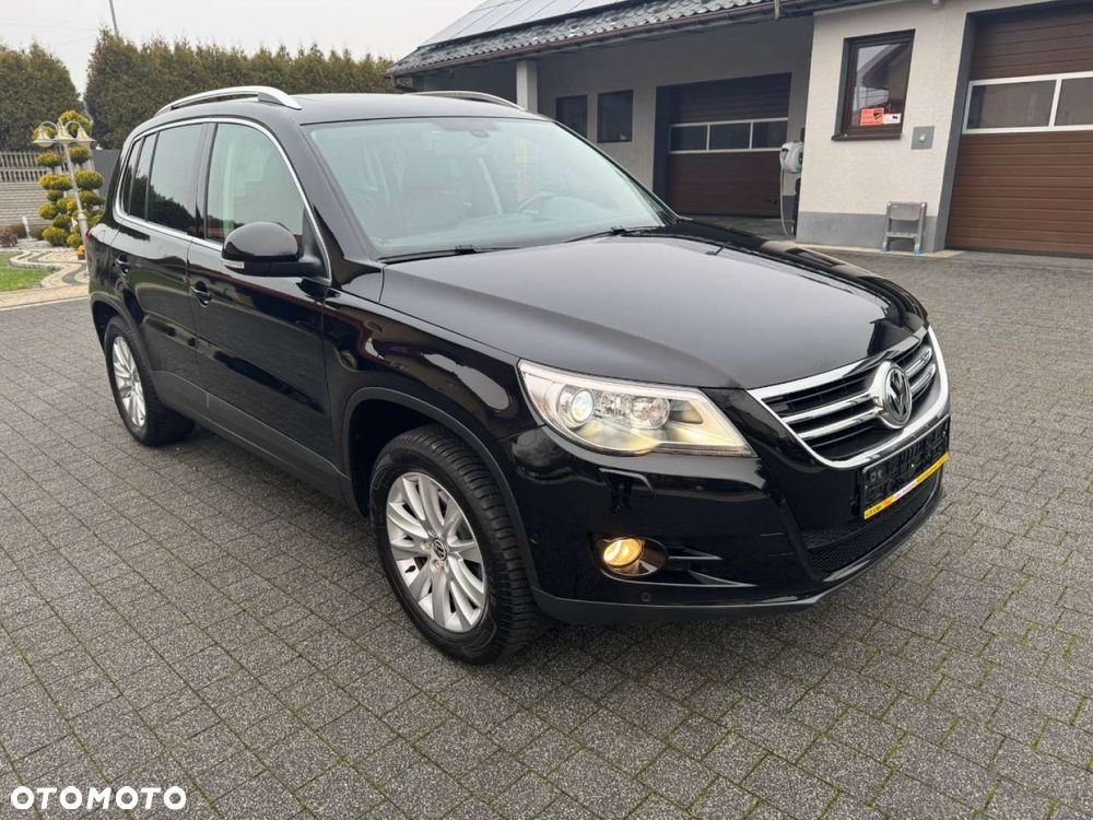 Volkswagen Tiguan - 2