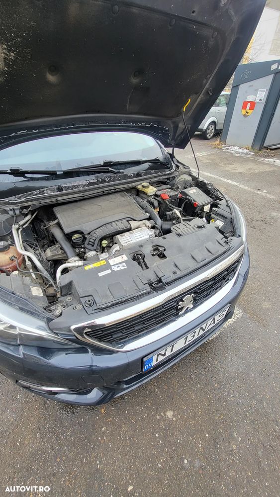 Peugeot 308 PureTech 110 Stop & Start Style - 8