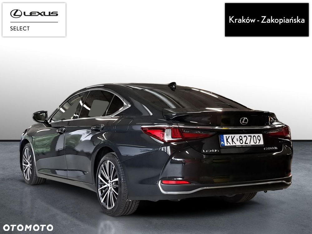 Lexus ES 300h Business Edition - 8