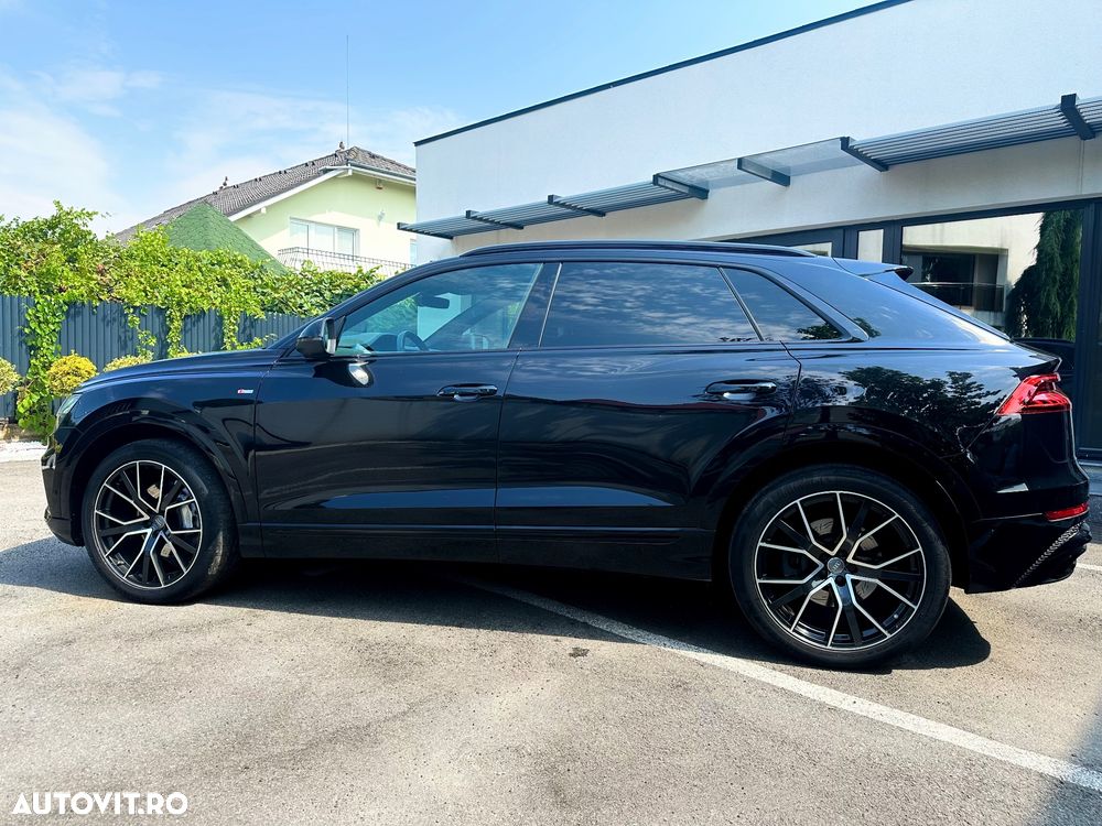 Audi Q8 - 6