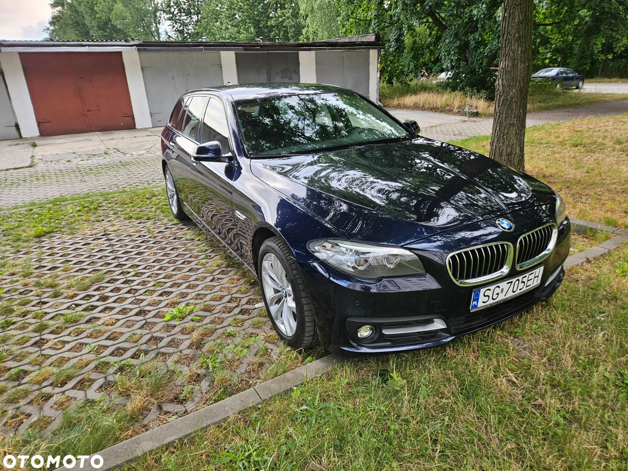 BMW Seria 5 528i Touring Luxury Line - 8