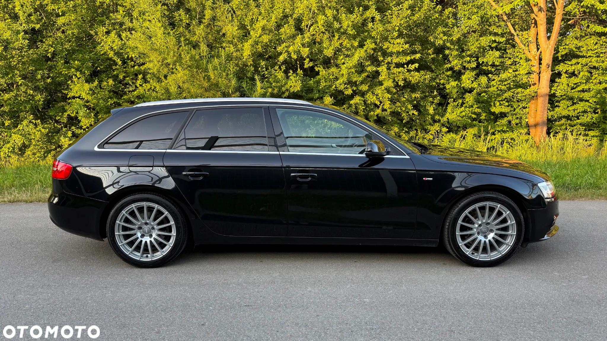 Audi A4 Avant 2.0 TDI DPF quattro S line Sportpaket - 8