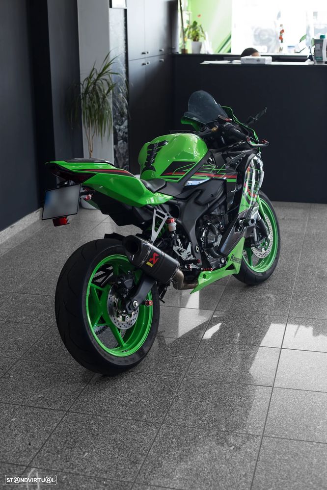 Kawasaki ZXR Ninja 4RR - 3