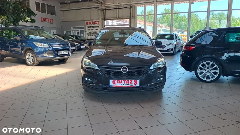 Opel Astra 1.4 T Elite - 10