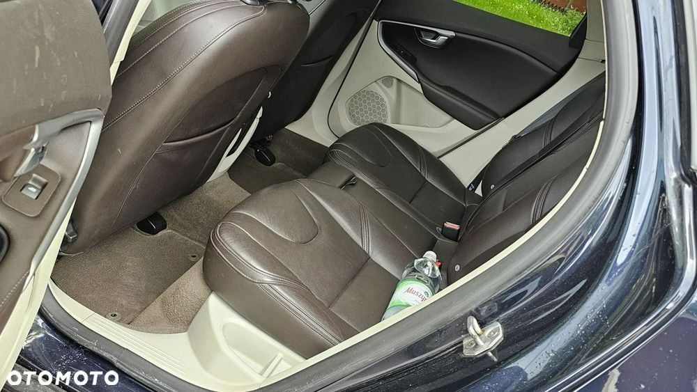 Volvo V40 Cross Country D2 Summum - 6