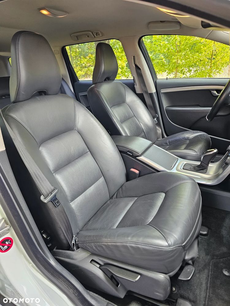 Volvo V70 - 25